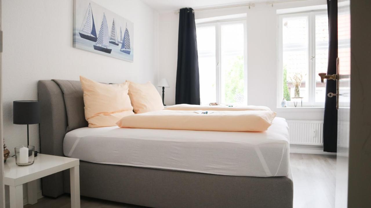 Kapitainskoje Direkt Am Hafen Flensburgs Apartment Екстериор снимка